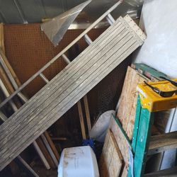 /Scaffolding/Louisville Ladder