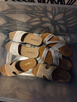 Women's shoes