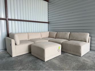 NEW Thomasville Modular Sectional 6-piece with Ottoman, Cream