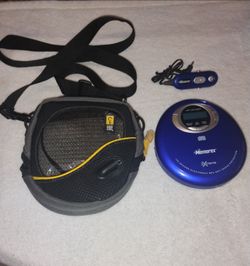 Used Memorex 2Xtreme 2 line CD/MP3 Player-BLUE