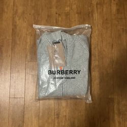Burberry hoodie 