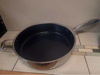 HexClad 5.5 quart hybrid deep sauté pan stainless steel