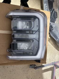 FORD F250 SUPER DUTY FRONT LEFT HEADLAMP