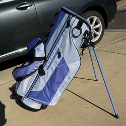 Like new top Flite Purple Golf bag