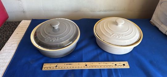 2 piece stoneware serving dish set