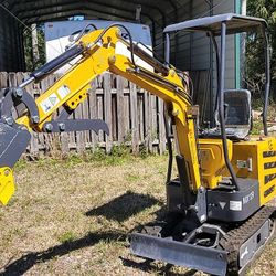 2024 AGT Mini Excavator 