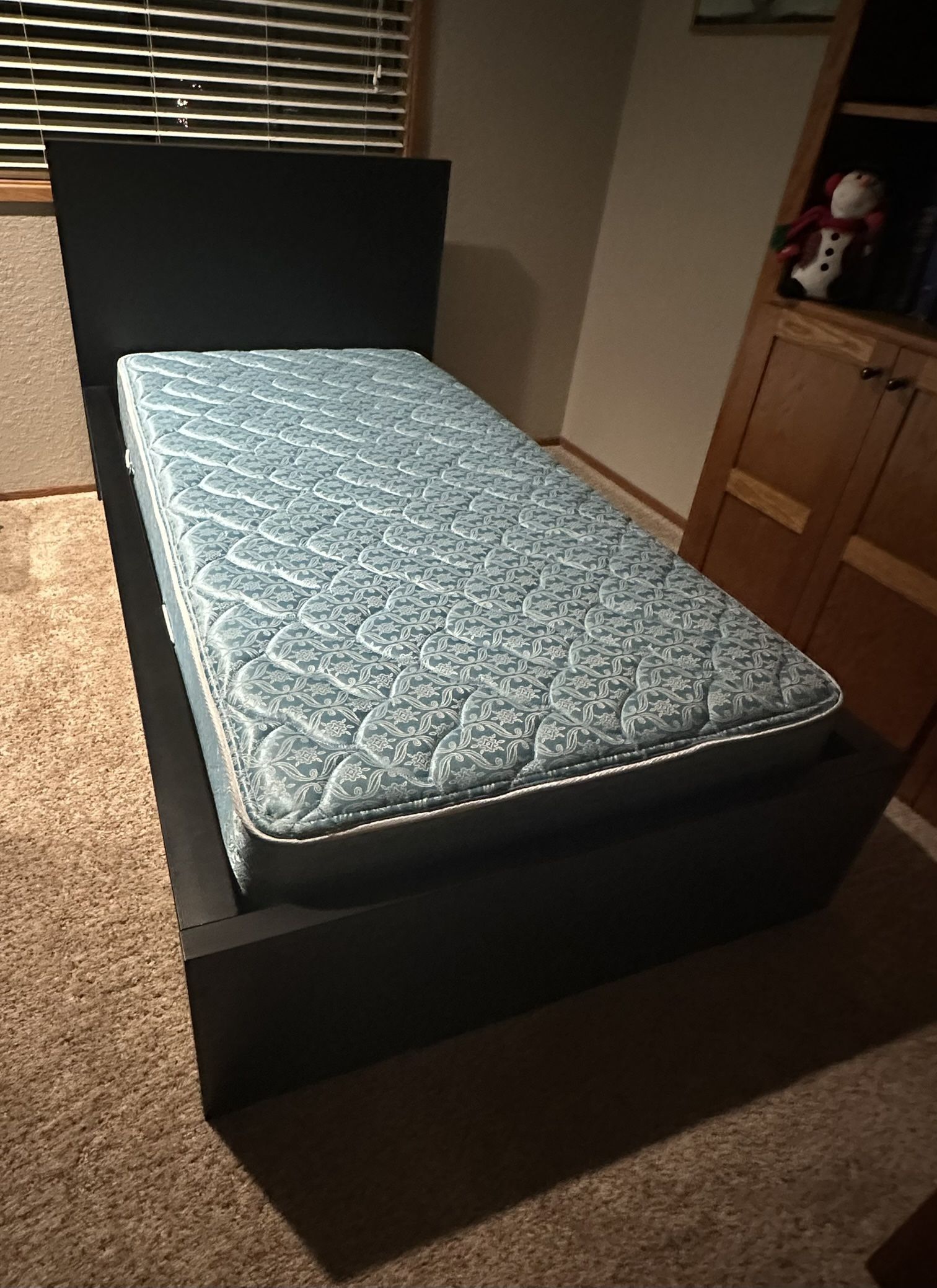 IKEA Malm Twin Bed Frame With Mattress