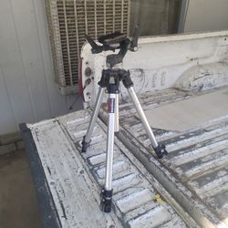 Tripod Used Cash Only Local Pick Up 200