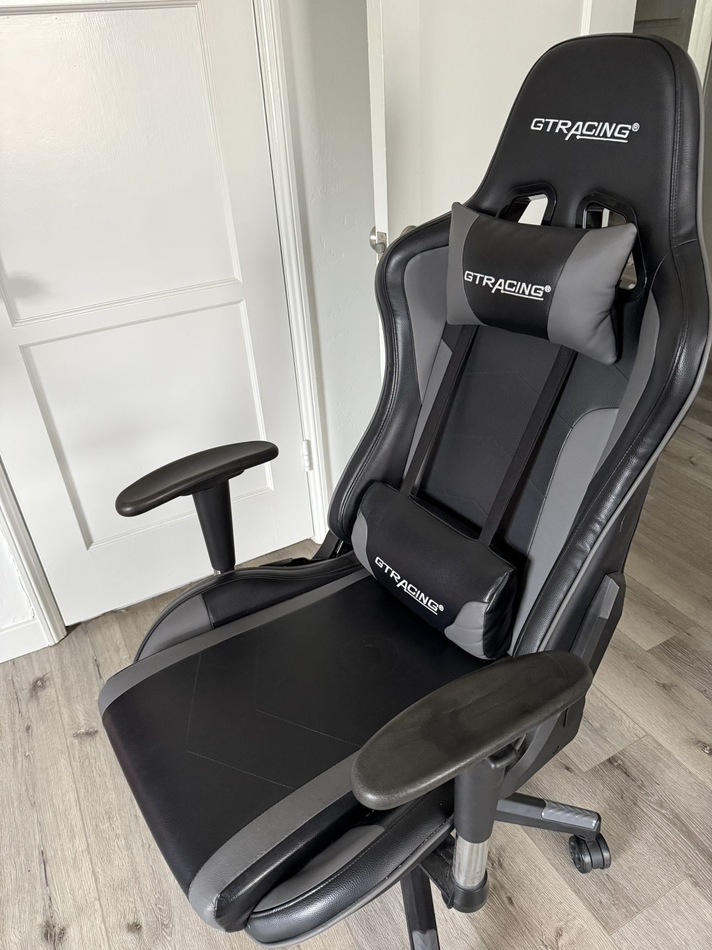 GTR Gaming/Office Chair With Recliner & Speaker