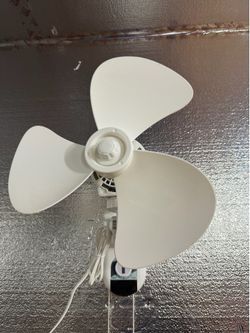 Wall mount Fan