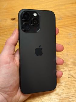 iPhone 16 Pro Max 1TB Unlocked