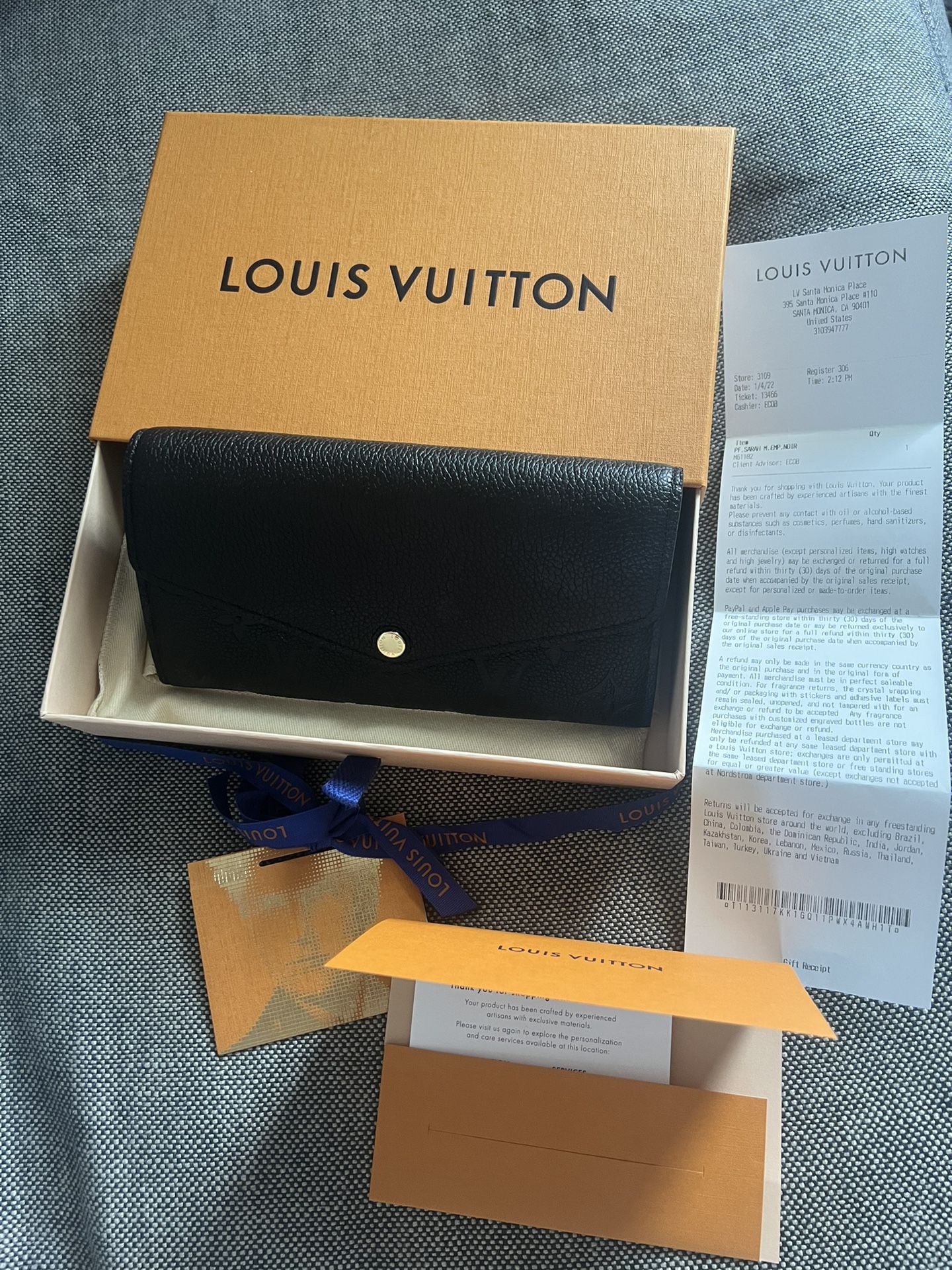 Louis Vuitton Sarah Wallet for Sale in Los Angeles, CA - OfferUp