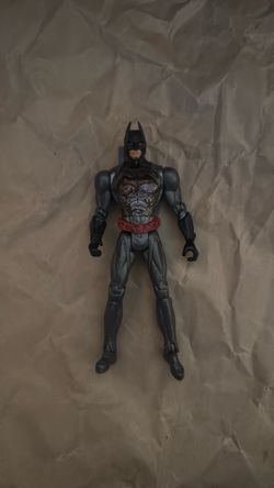 2005 Mattel Batman Begins "Power Tek" Action Wing Batman