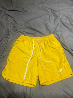 Nike Yellow Athletic Shorts – Men’s Small