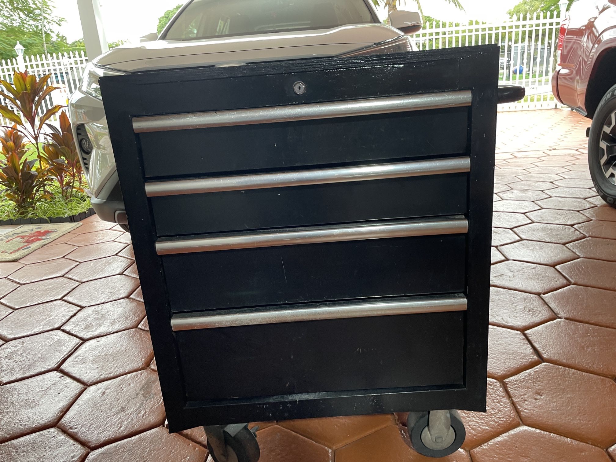 TOOL BOX, Mesa De Trabajo con Gavetas Con 2 llaves Para Herramientas 