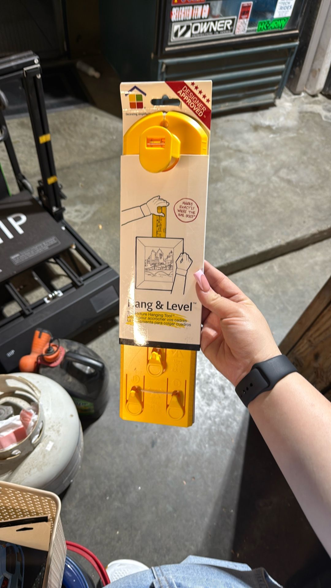 Hang And Level