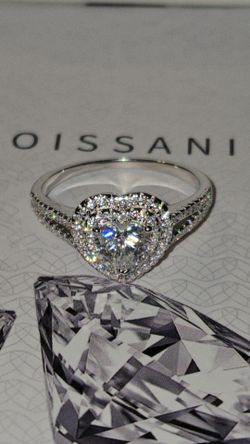 1.5ct Moissanite Halo Heart Sterling Silver 925. Different Sizes Available