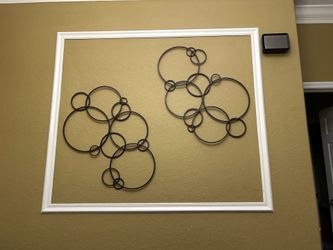 Circle decorations