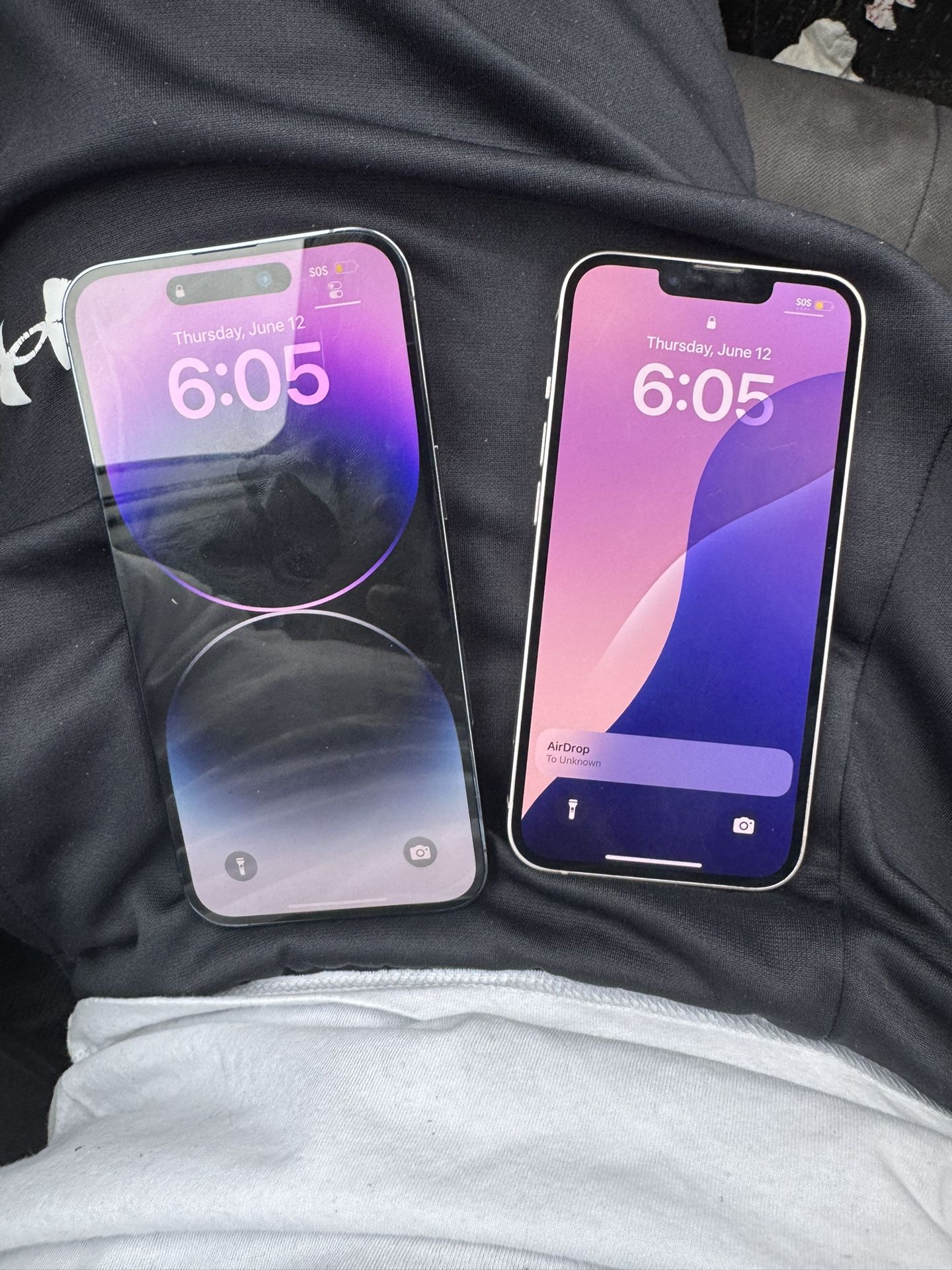 2 iPhones Both Unlocked