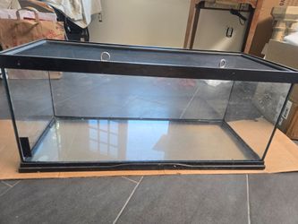 20  Gallon Glass Aquarium  with top 30Lx13 1/2H x12 H