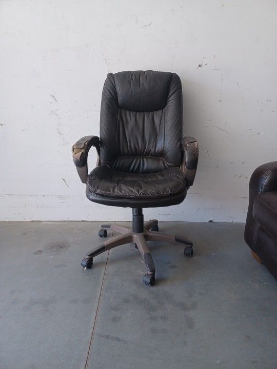 Free Office Chair
