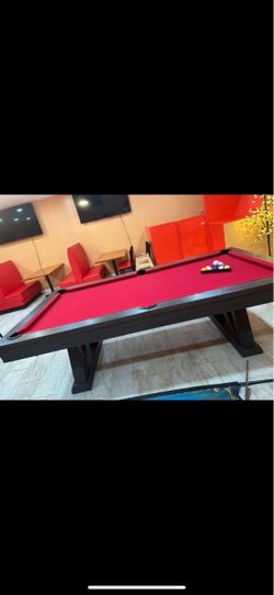 Pool table