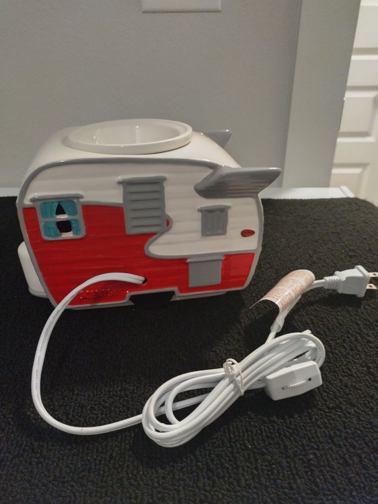 Scentsy Camper RV Retired Wax Warmer