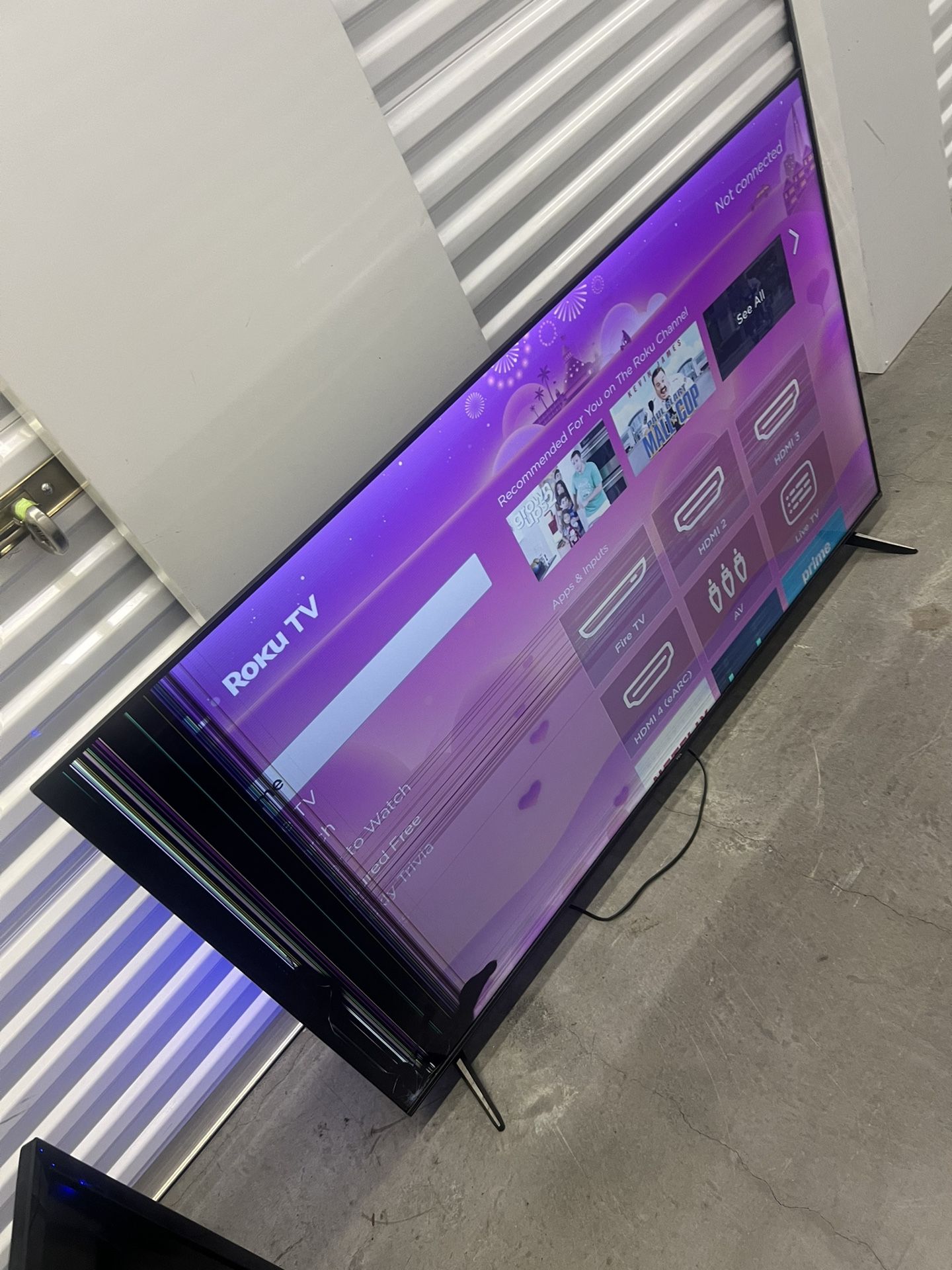 TCL Roku Tv 65”