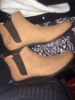 Men’s Chelsea boots