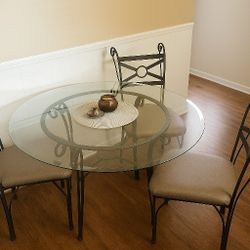 Glass Top Kitchen Table With Chairs