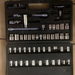 Husky Socket Set W Case