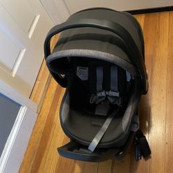 Peg Perego Car Seat + Base
