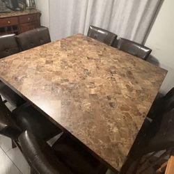 Dining Table And Coffee Table 