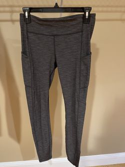 Lululemon Woman’s Yogas