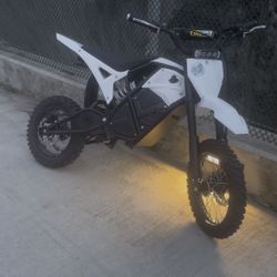 Oxtiger E-bike Brand New (Will Take Trade)
