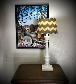 White Table Lamp w Shade Excellent Condition Tap See More for All Info