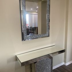 Accent Table And Mirror 