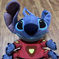 Disney Store experiment 626 Lilo and Stitch Alien plush Red Space Suit Stuffed A