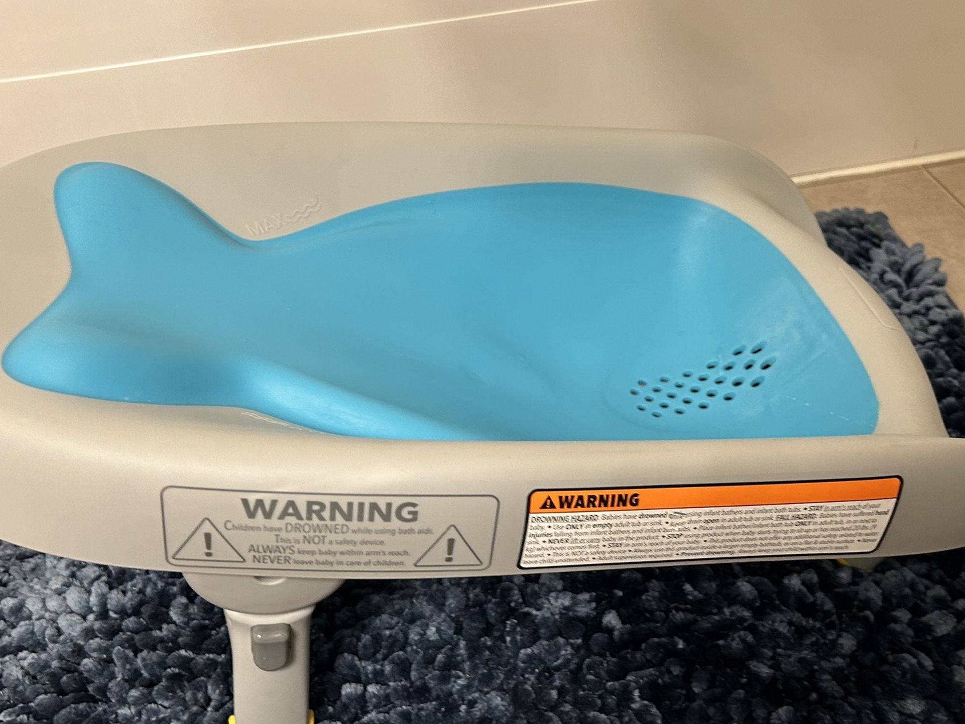 Skip Hop Moby Recline And Rinse Bather