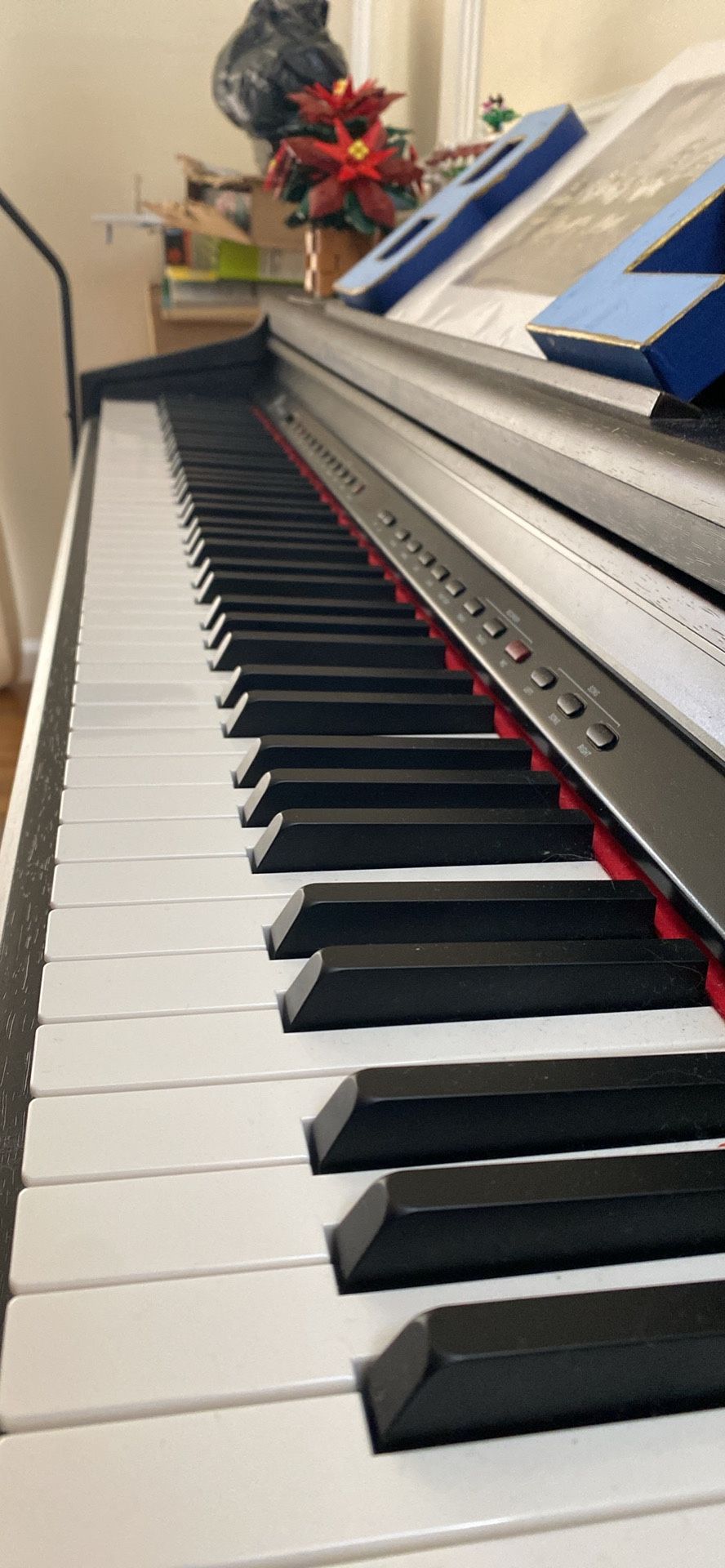 Electronic Classic Piano