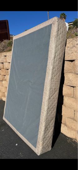 Box spring queen size