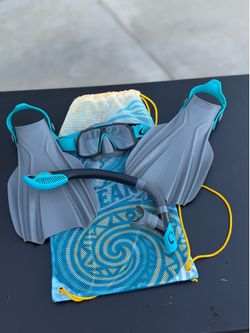 Oceanic Adult Snorkel Set – Mask, Dry Snorkel, Adjustable Fins & Mesh Carry Bag
