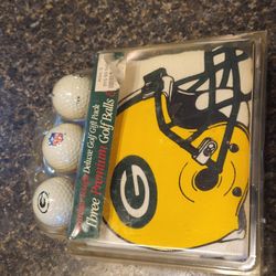 McArthur Towels Green Bay Packers Golf Balls and Towel