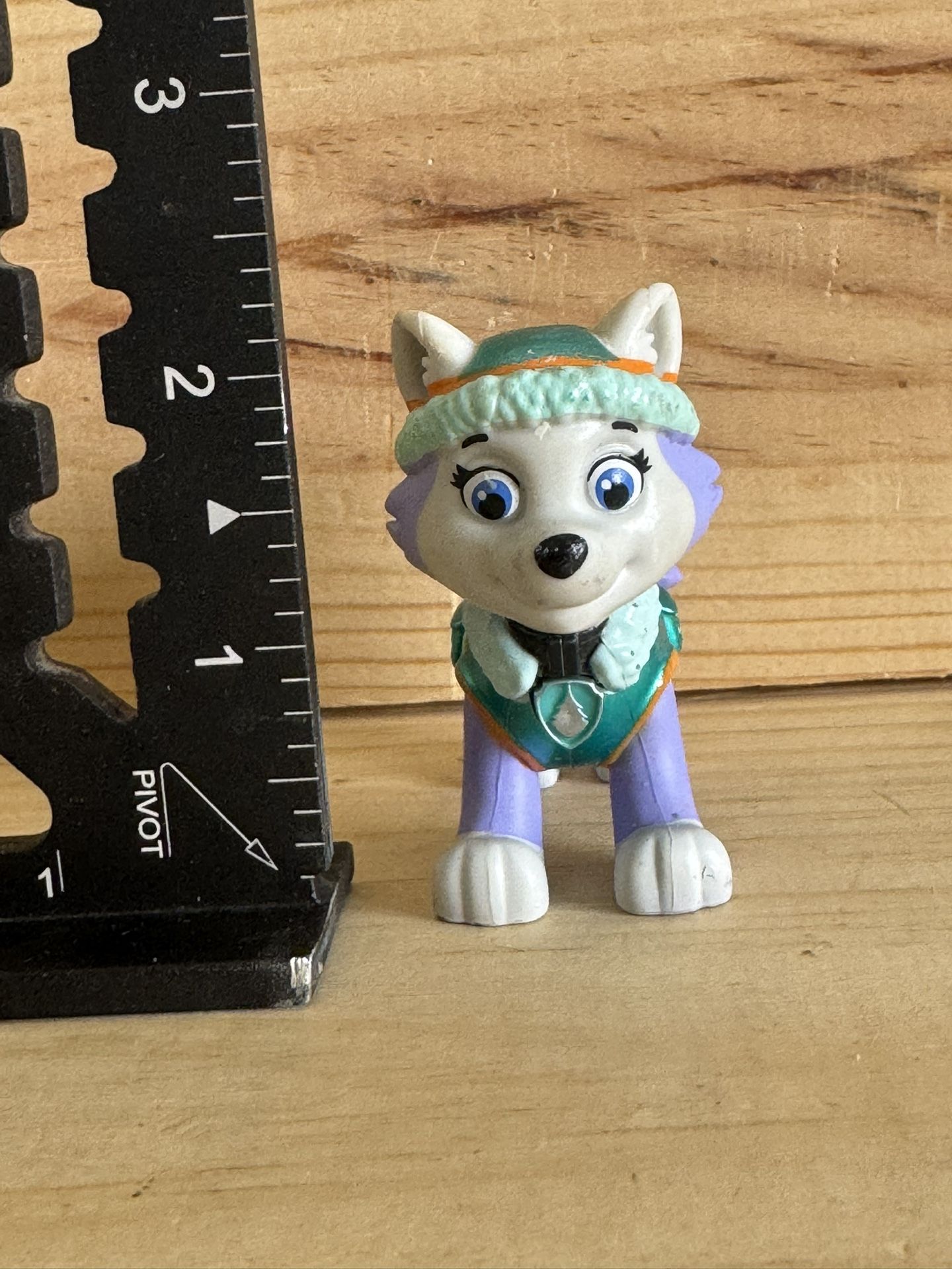 Rare Metallic Paw Patrol Winter Rescues Snowboard Everest Figure #scrappy