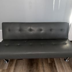 Grey futon 