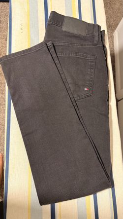 Tommy Hilfiger Men’s Classic Black Denim Jeans Straight Fit Size 32