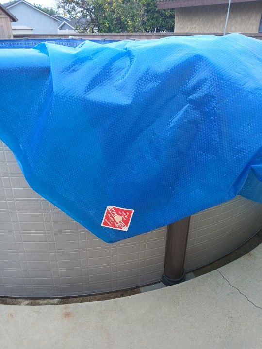 Pool Solar Cover It's 12'X 24'