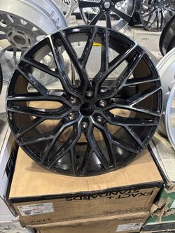 22x9.    6x139.   BLACK DDT.  CHEVY. TRUCK