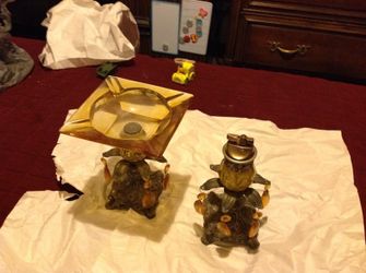 Vintage ashtray and lighter set