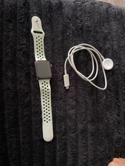 Apple Watch SE